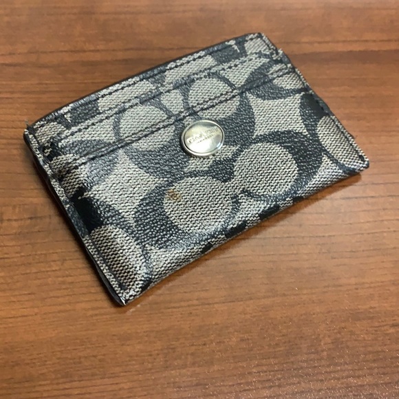 Coach Logo Card Holder - Picture 1 of 4